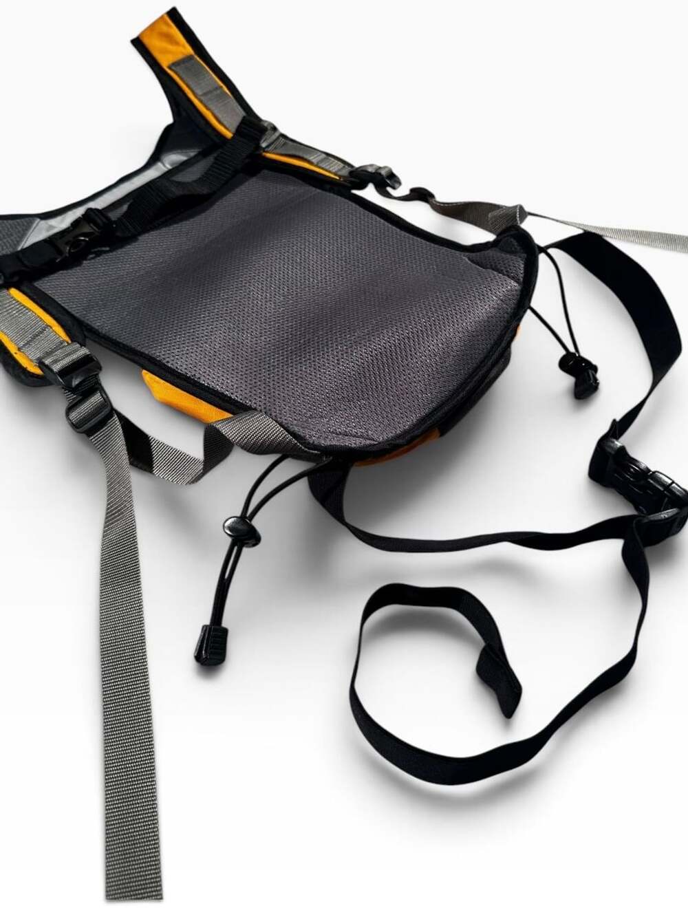 Ultimate Direction Phantom Hydration Pack Mango/Graphite - Picture 10 of 10